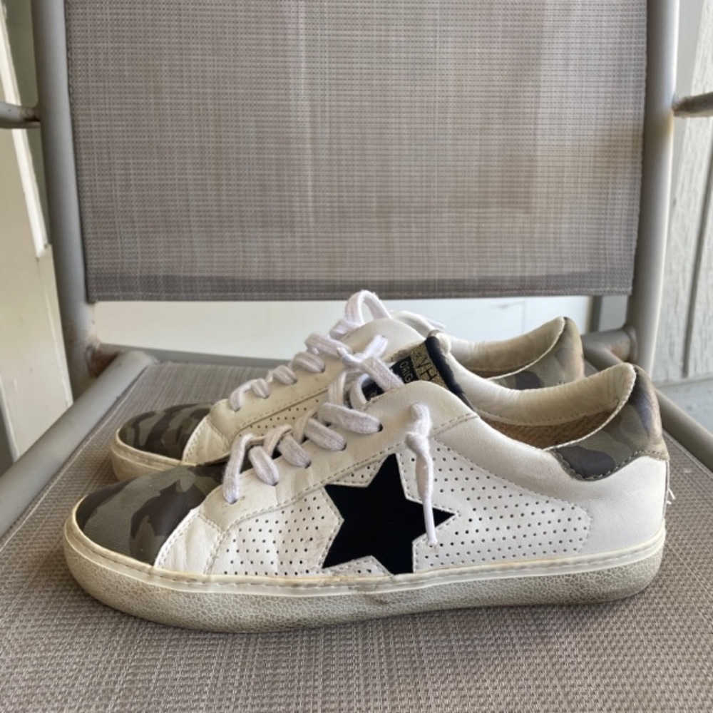 Vintage Havana Camo Star White Leather Sneakers